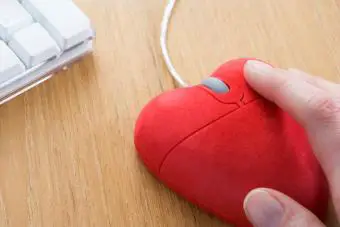 Souris d'ordinateur en forme de cœur